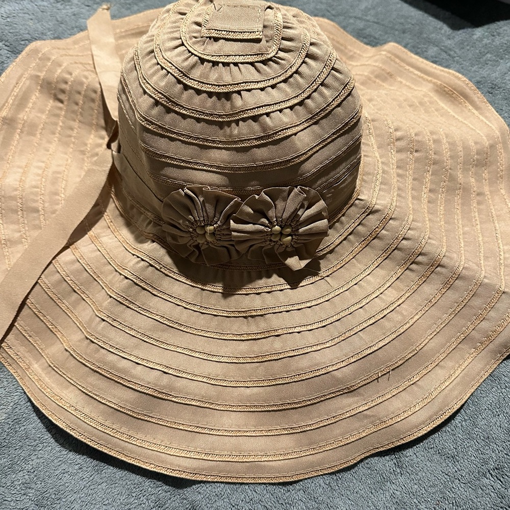 J. Callanan large rim sunhat